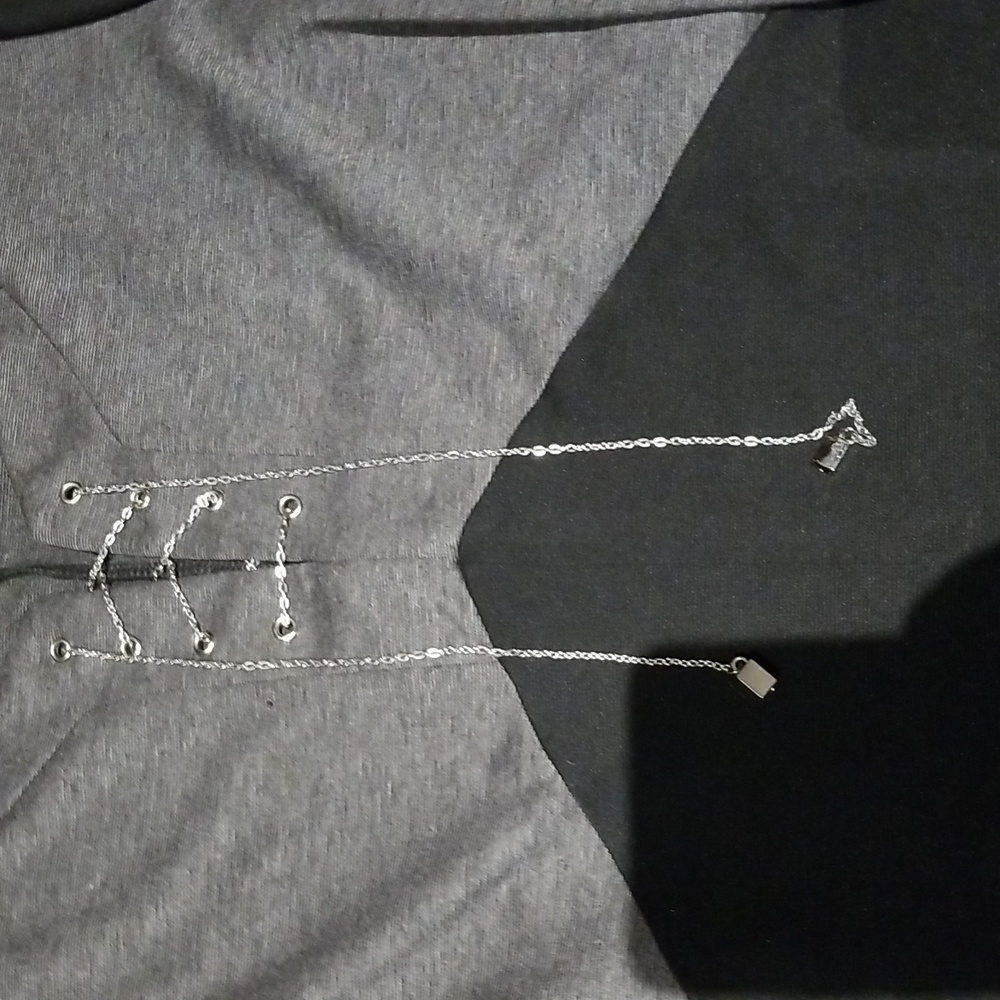 Avenue knit dress 3/4 sleeve v neck w/chain detail at neck/chest EUC sz 22/24 - Picture 5 of 10